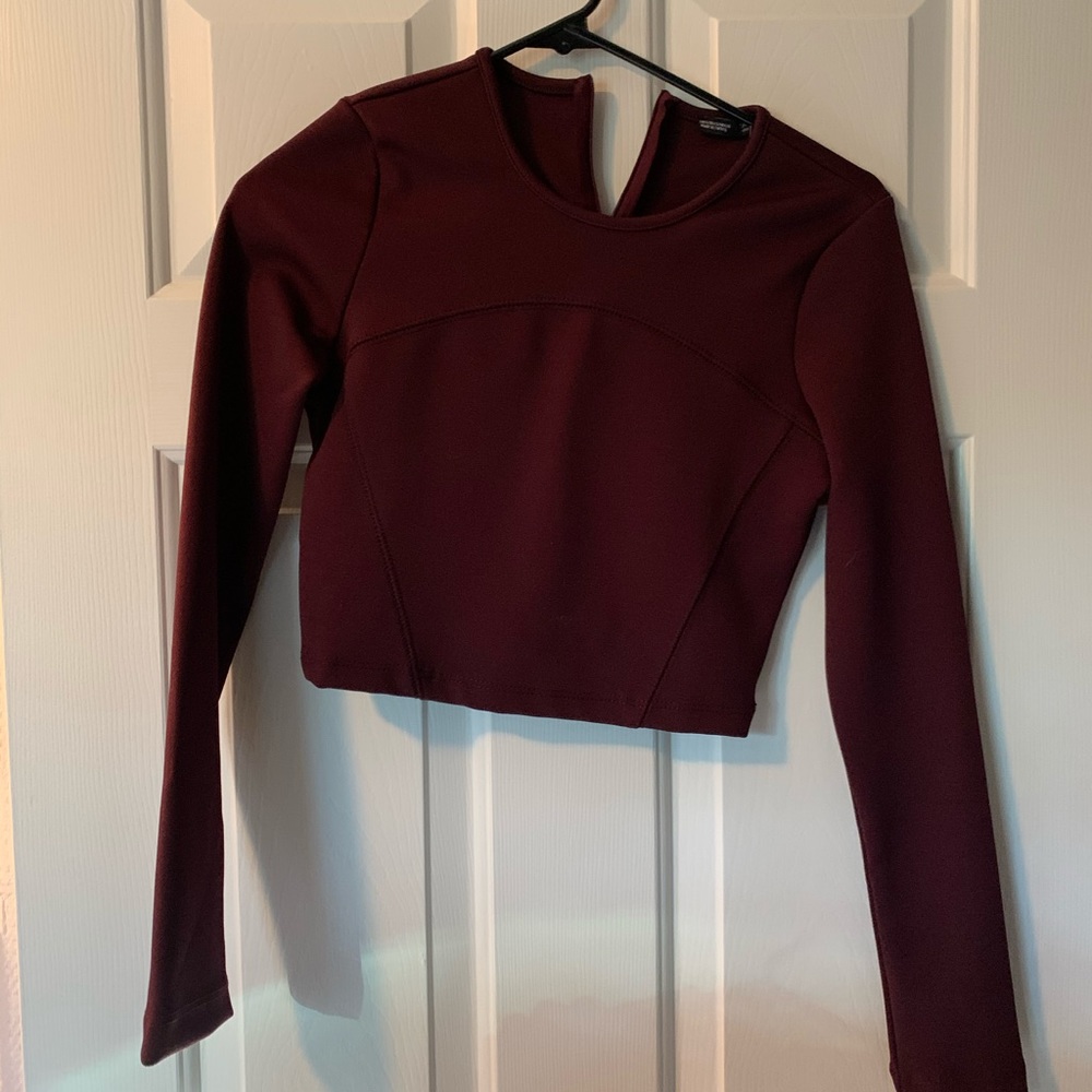 Zara: Set of TWO long sleeve crop tops. Scuba material